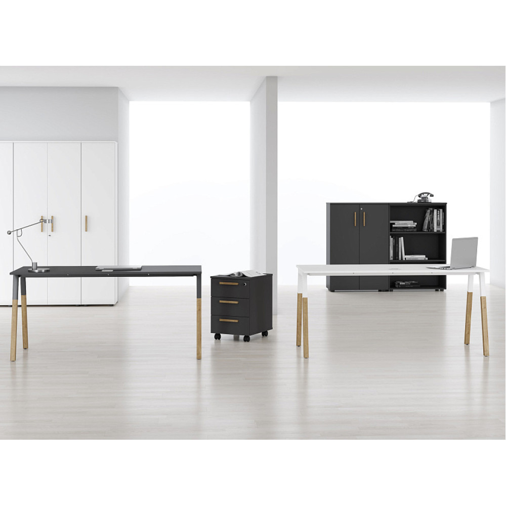 Мебель для персонала MDEC №32